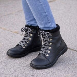 FLEX STEP Tarini Black Vegan Leather Water Resistant Boots 7.5